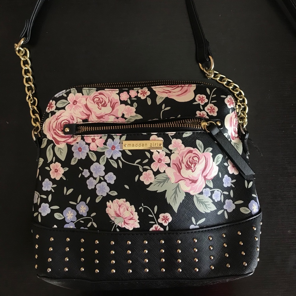 Flower Shoulder Bag 🥰